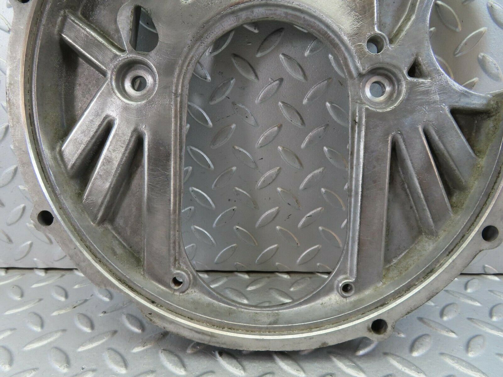 9514 Mercedes-Benz C124 300CE Coupe Gearbox Flange 1210110445