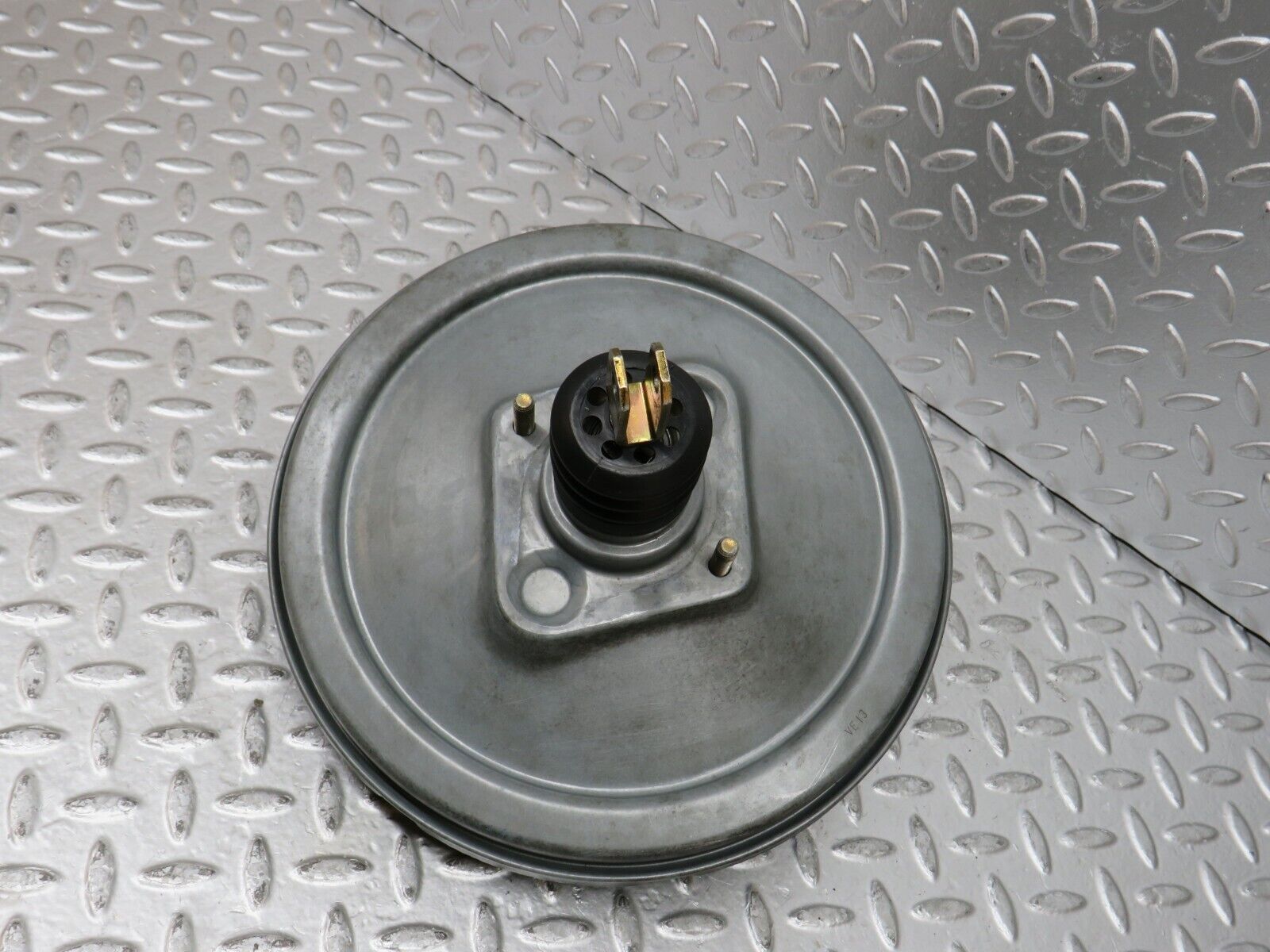 27631 Mercedes-Benz S124 300TE Wagon Brake Booster Lucas 0044301630