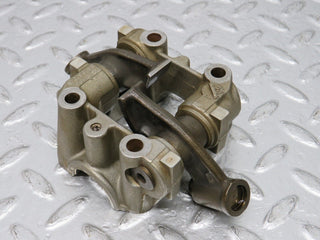 32624 Mercedes-Benz S124 300TE Rocker Arms Camshaft Bearing Block 1030510610