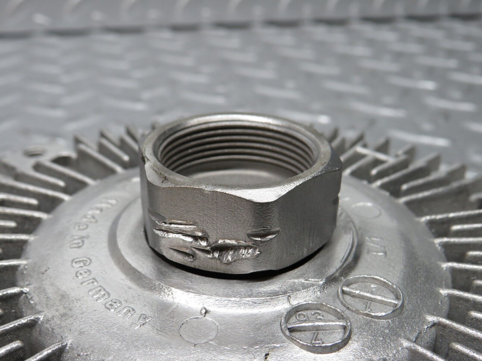 31468 Mercedes-Benz S124 220TE Wagon Engine Cooling Fan Clutch