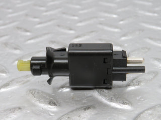 31780 Mercedes-Benz W201 190LE 1.8L Brake Light Switch 0005457709