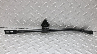 37231 Mercedes-Benz C126 420SEC Coupe Front Lock Carrier Panel Reinforcement