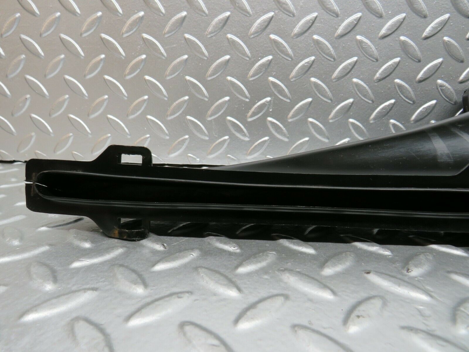 23310 Mercedes-Benz W116 350SE Dashboard Air Vent Duct Pair 1168300319