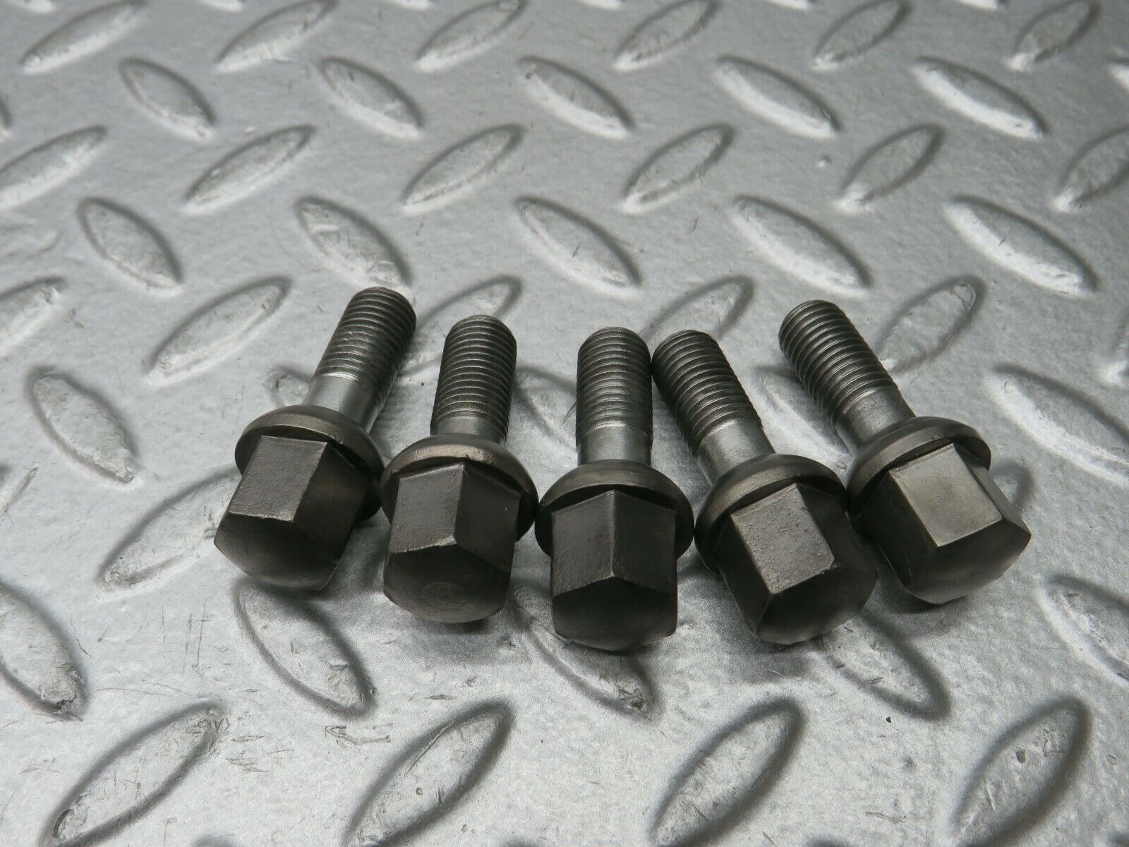22274 Mercedes-Benz 5x Alloy Wheel Lug Bolt M12x1.5