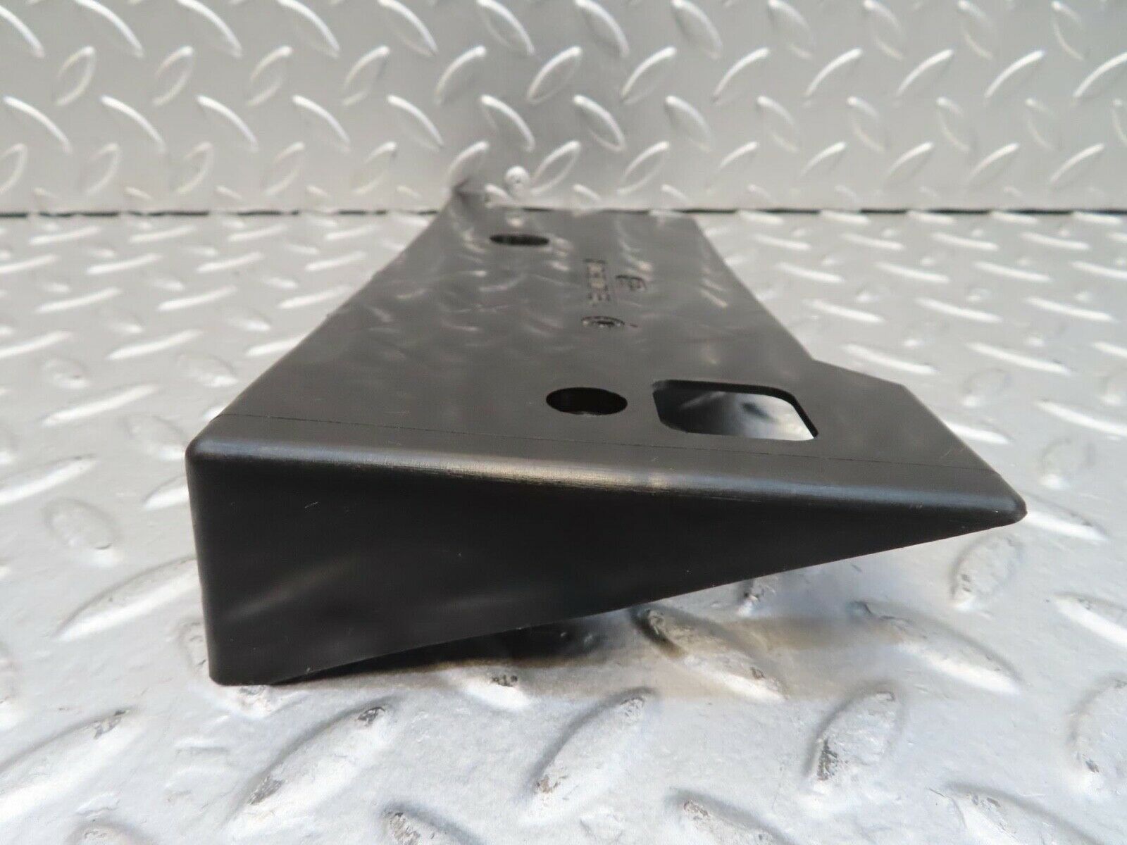 15082 Mercedes-Benz W140 S320 Cable Channel Cover Rear Right 1408210236