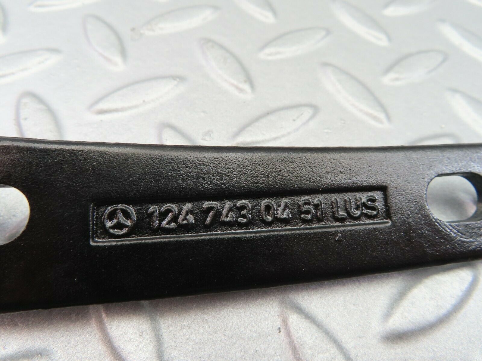 6785 Mercedes-Benz S124 E220 Wagon Trunk Lid Hinge Right Side 1247430451
