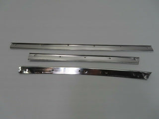 7175 Mercedes-Benz C107 350SLC Coupe Roof Chrome Moulding Right Side