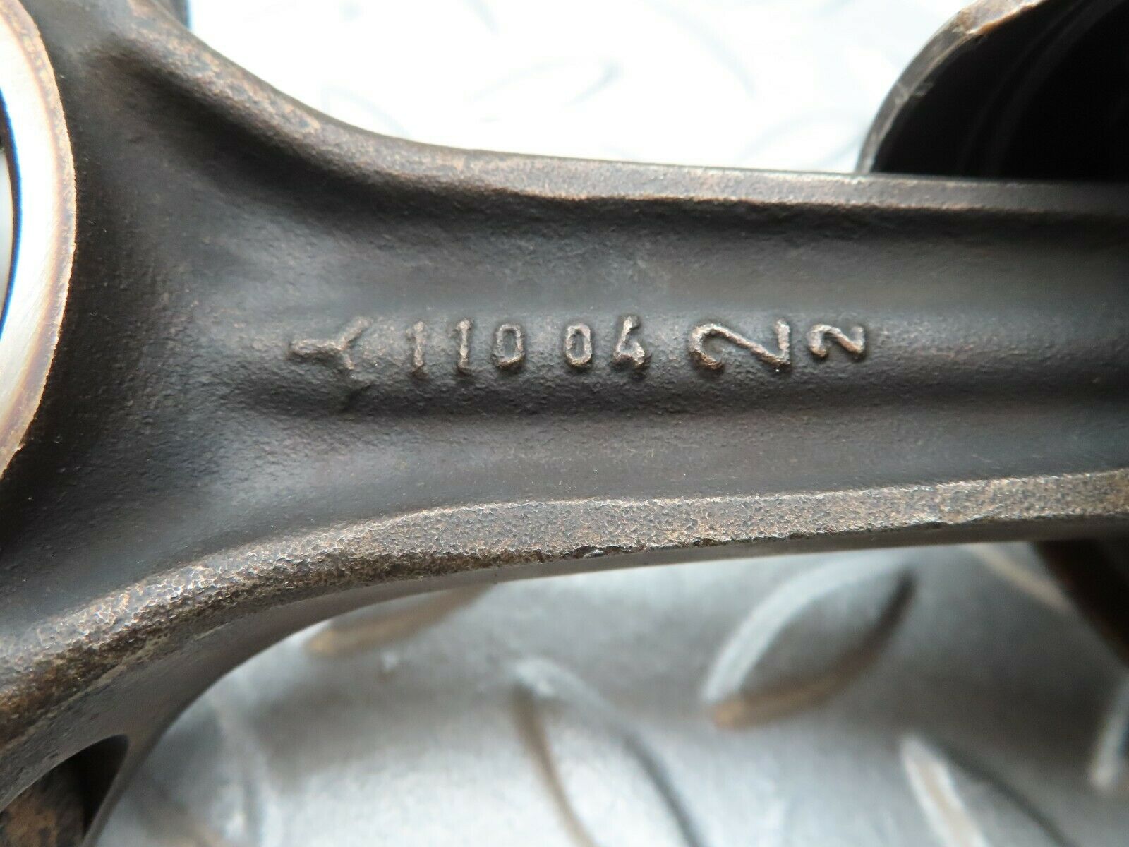 4806 Mercedes-Benz W114 280CE Coupe Piston With Connecting Rod 85.99 mm