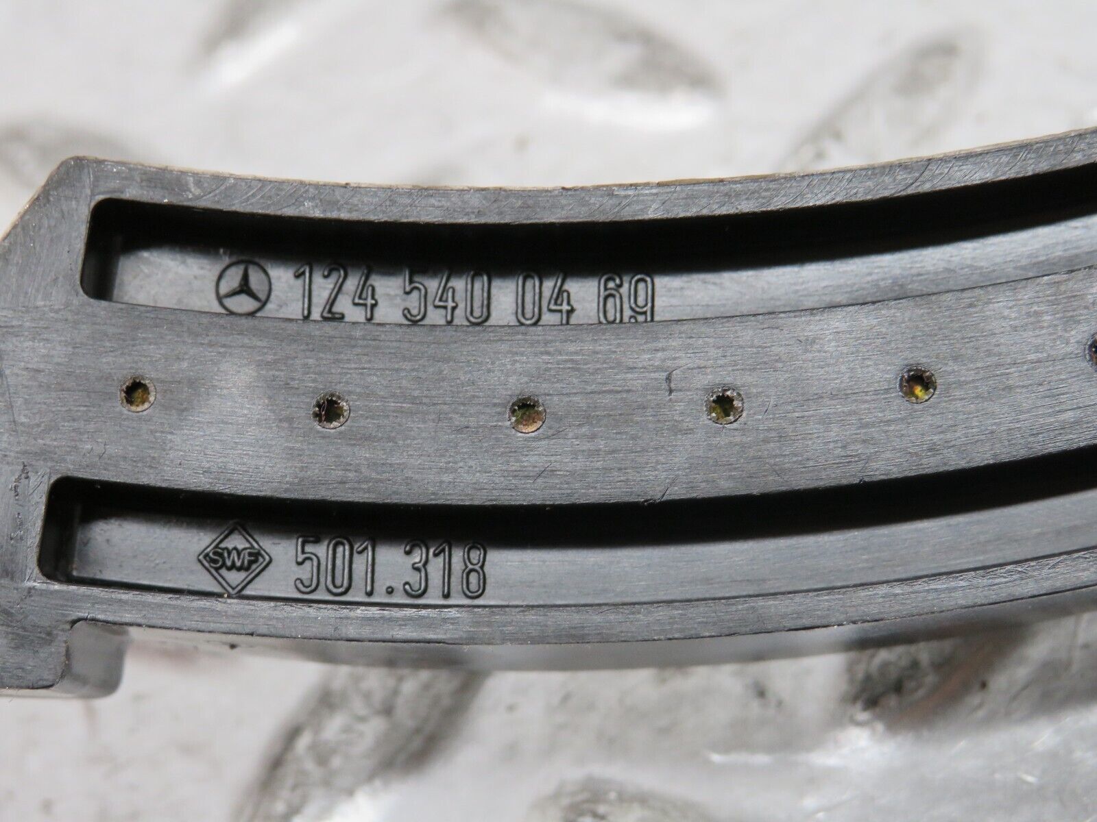 27583 Mercedes-Benz S124 300TE Wagon Tailgate Wire Connector 1245400469