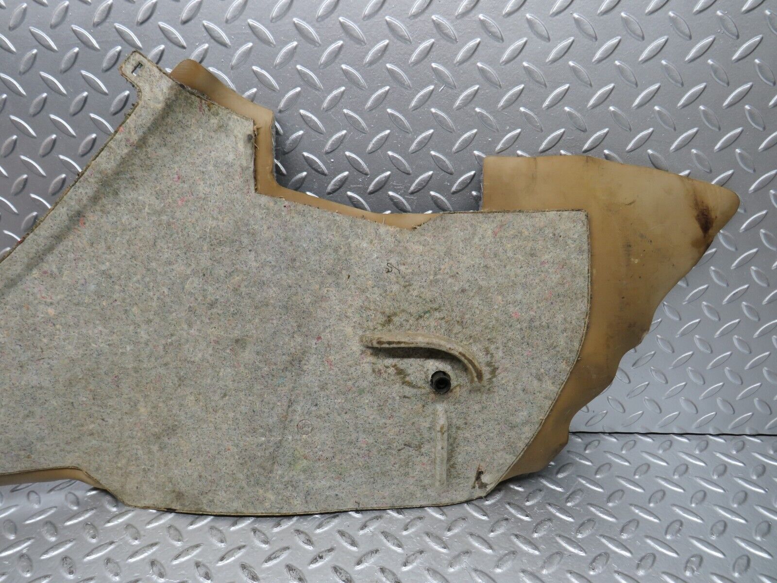 30330 Mercedes-Benz W124 230E Centre Console Carpet Left Side Grey