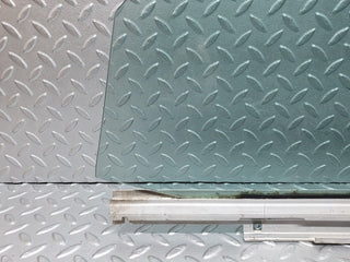 W126 front right door window glass used OEM