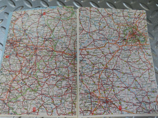 13105 Mercedes-Benz Service Stations Book Europa