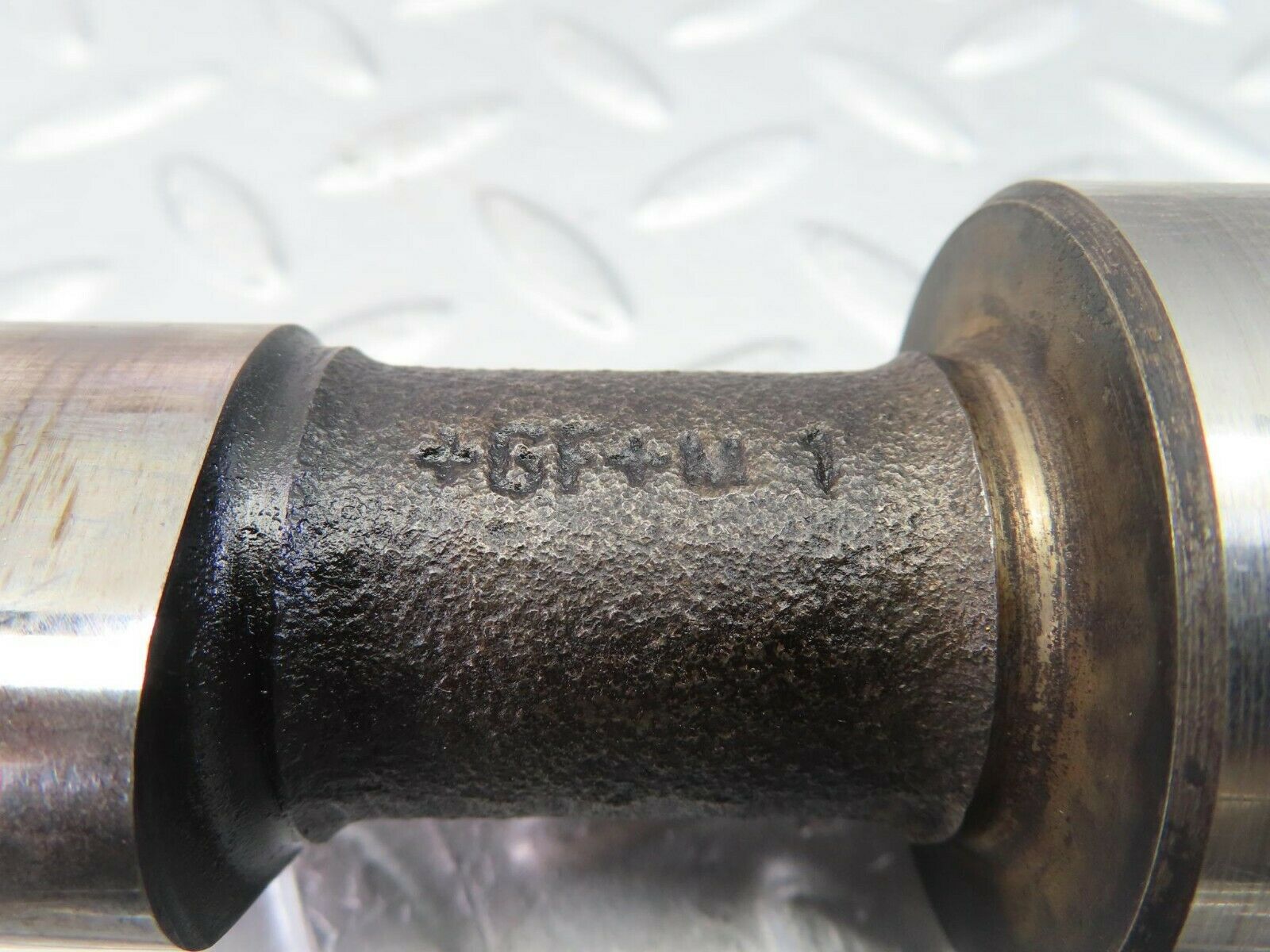 9845 Mercedes-Benz C123 280CE Coupe Engine Camshaft Exhaust Side  1100517801
