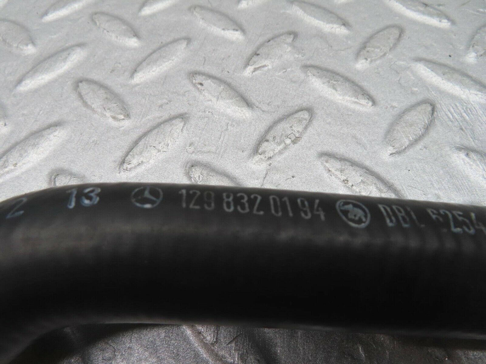 12070 Mercedes-Benz R129 300SL Coupe Radiator Hose 1298320194