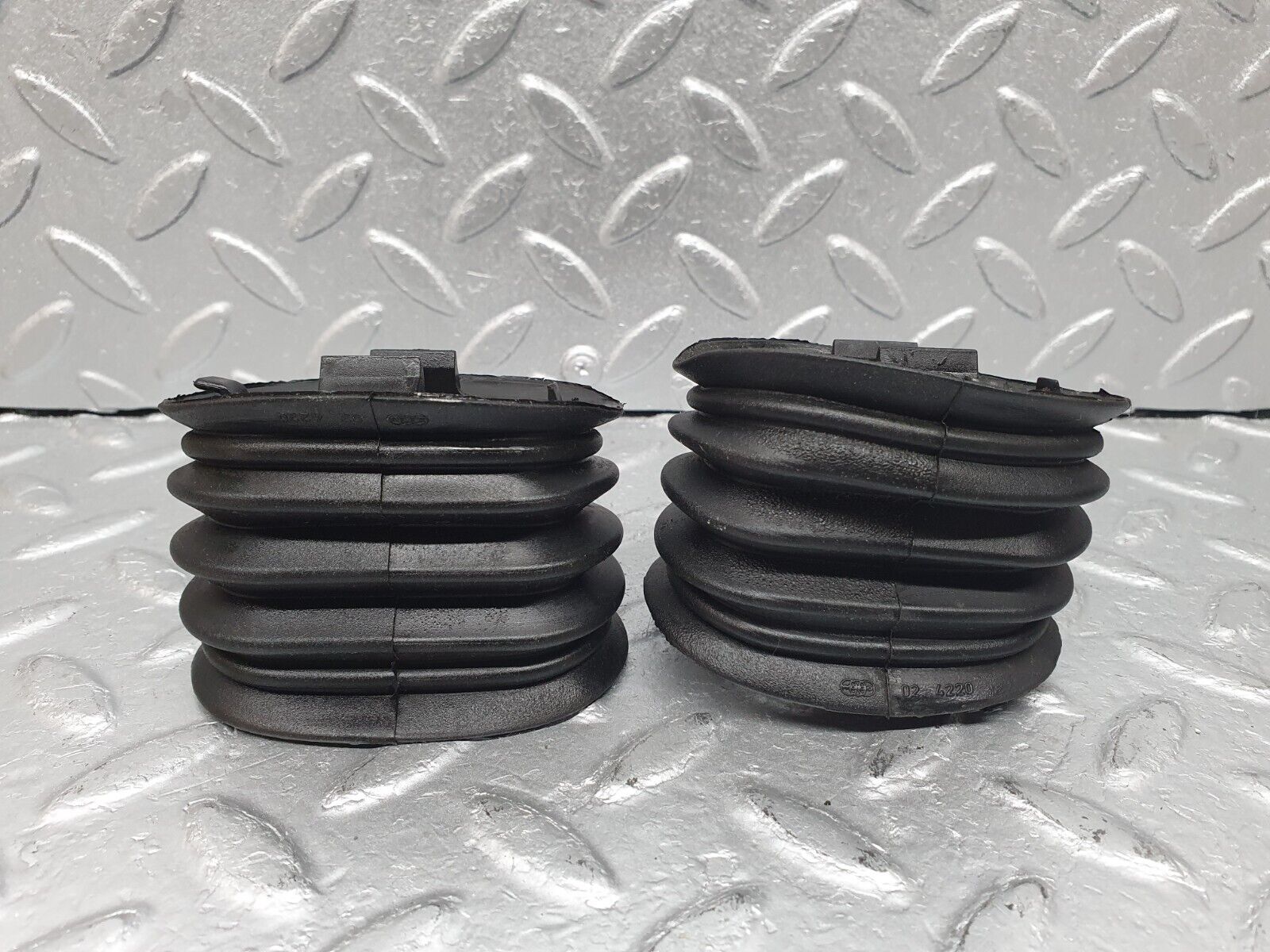 41029 Mercedes-Benz W126 300SE Front Door Wire Protector Rubber  1248210197