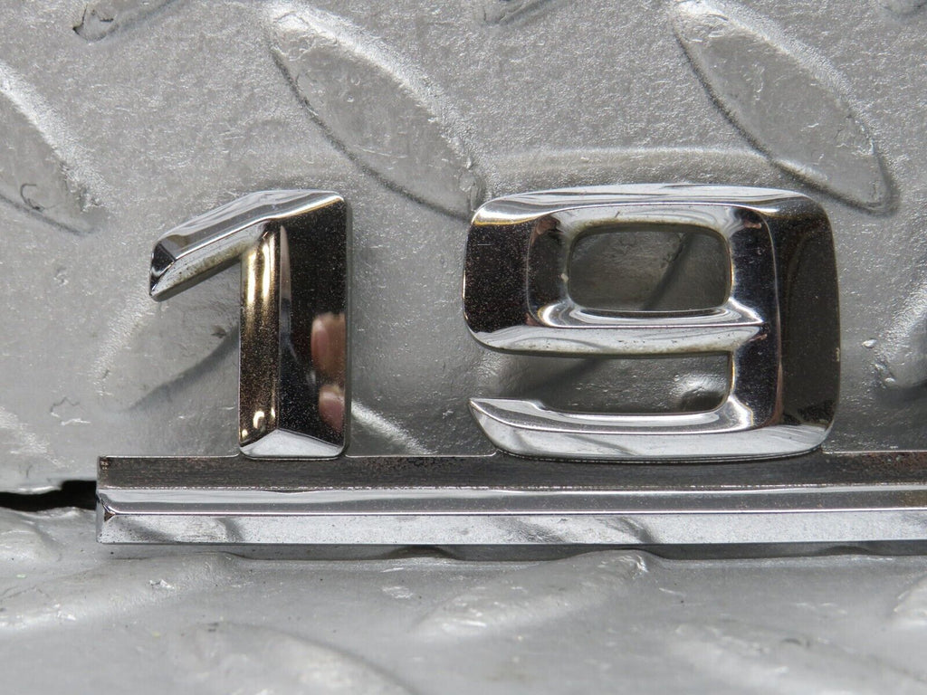 Mercedes Billet Door Lock Knob - 190E W201, W124, W202, W203, W210 - M –  Garagistic