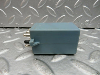 W123 Wagon wiper relay used OEM