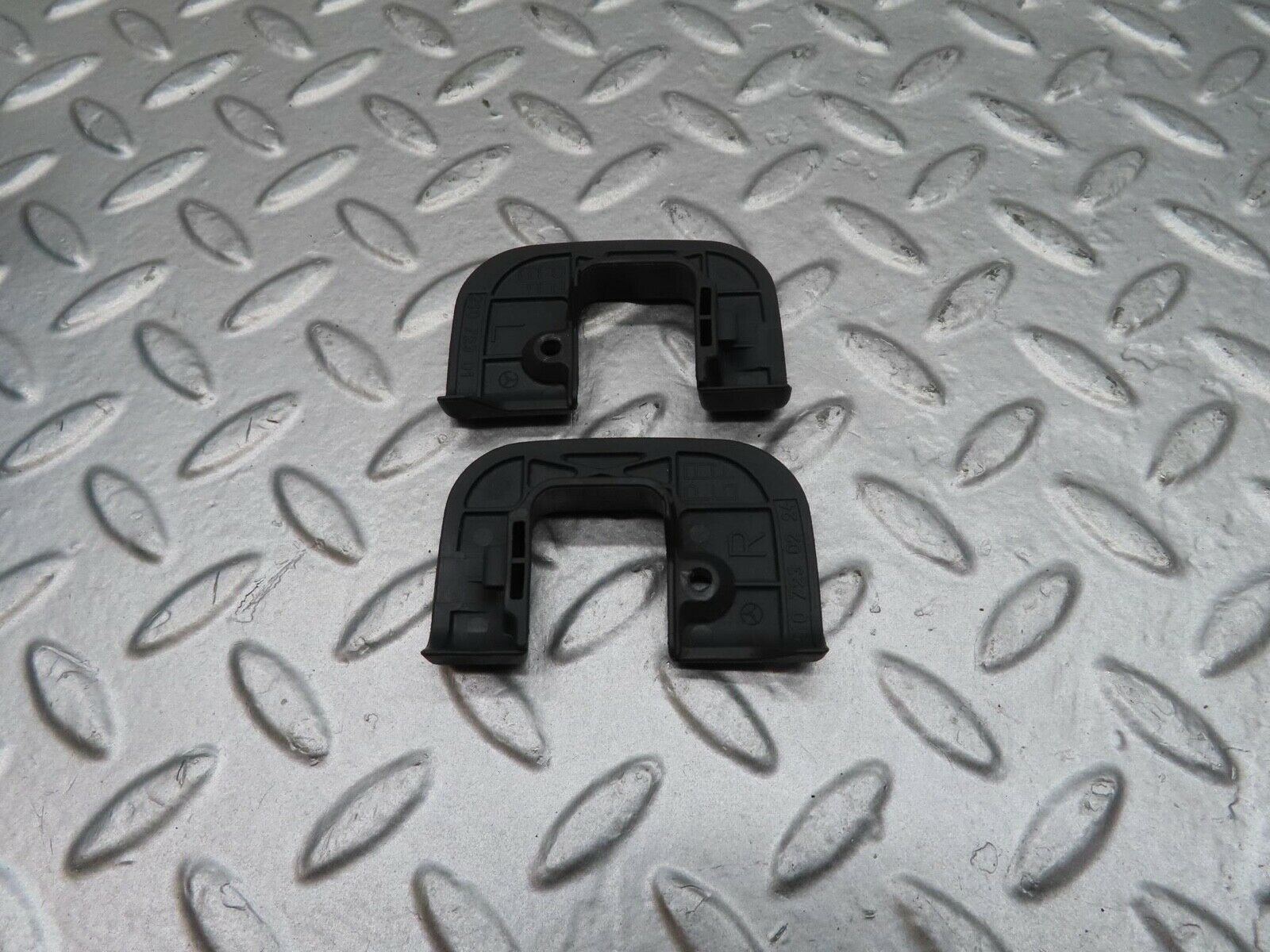 14926 Mercedes-Benz W140 S320 Interior Door Latch Trim Left And Right 2107230224