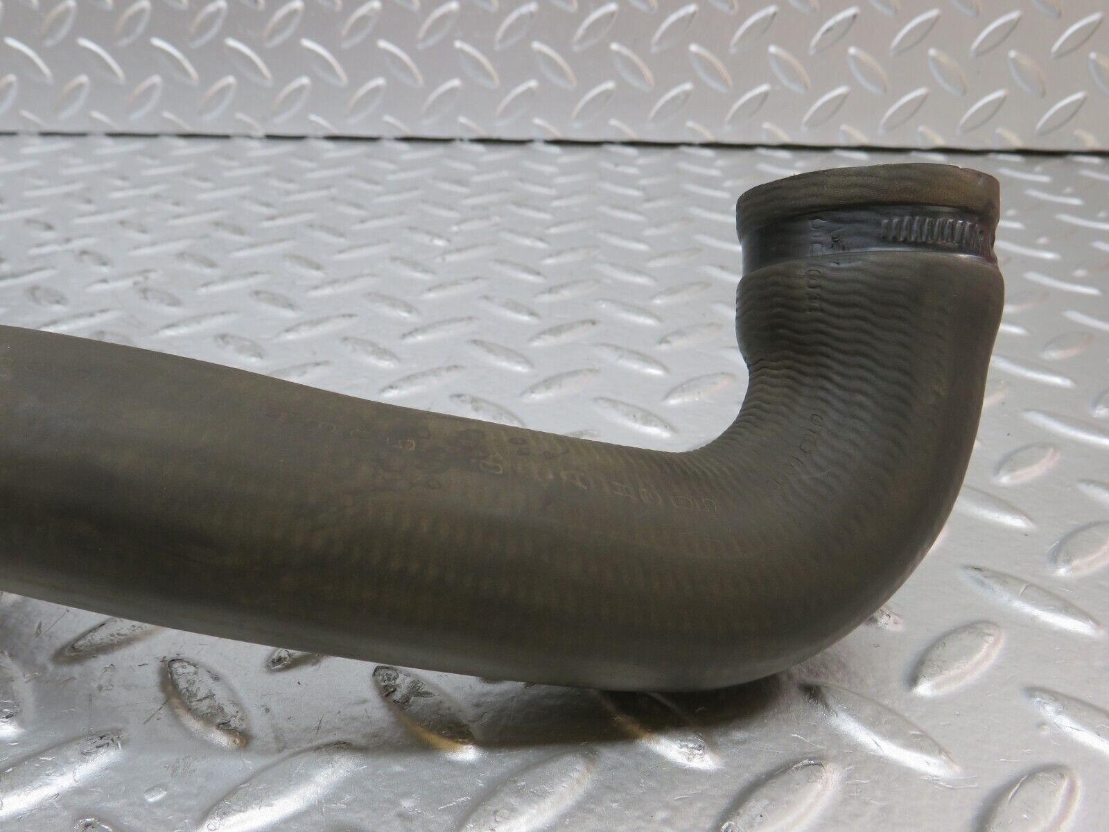 26419 Mercedes-Benz C124 220CE Radiator Hose Pipe Pair 1245015582 1245015682