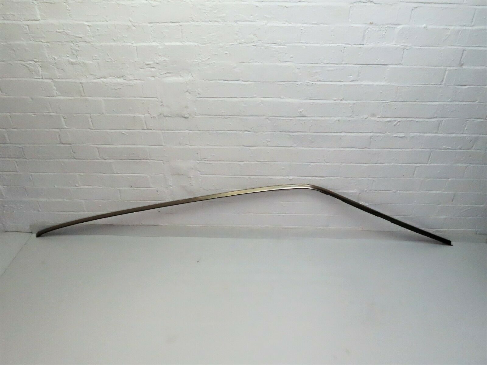 5505 Mercedes-Benz W124 230E Roof Chrome Trim Right Side 1246900497