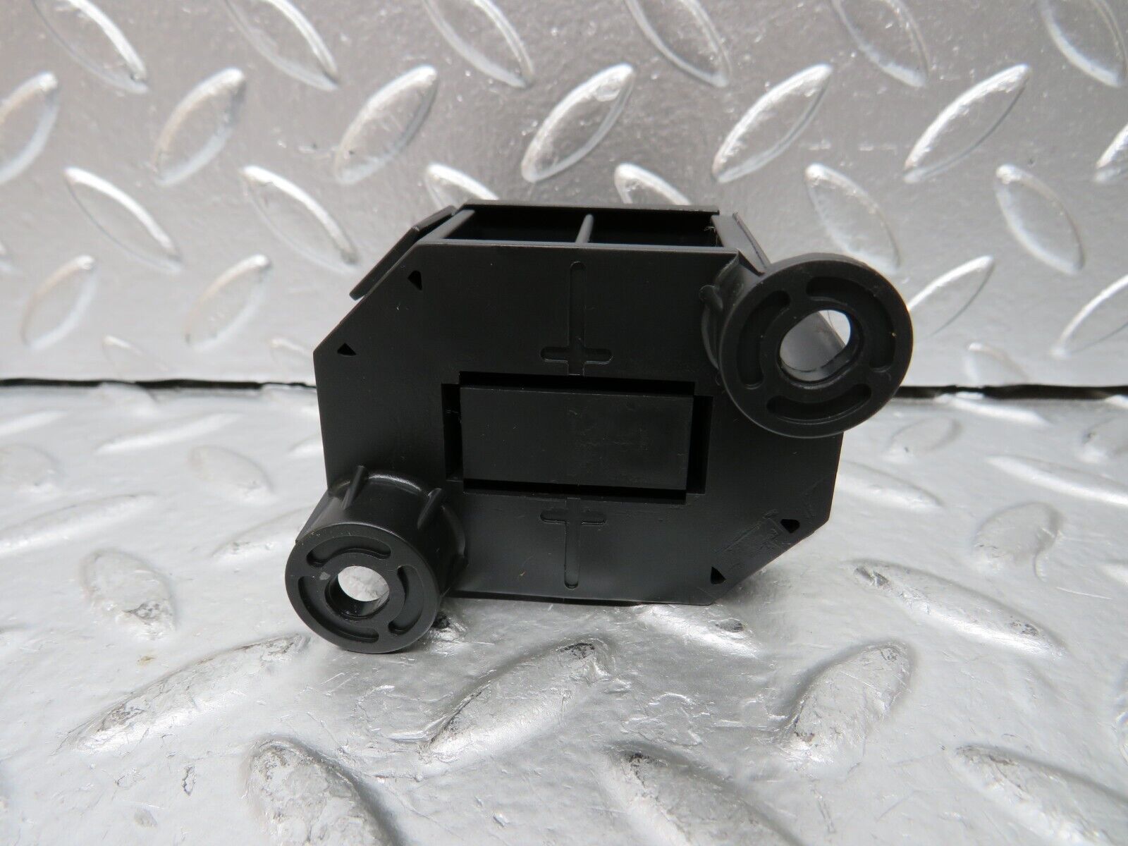 24892 Mercedes-Benz W140 S320 Cable Connector 0015467941