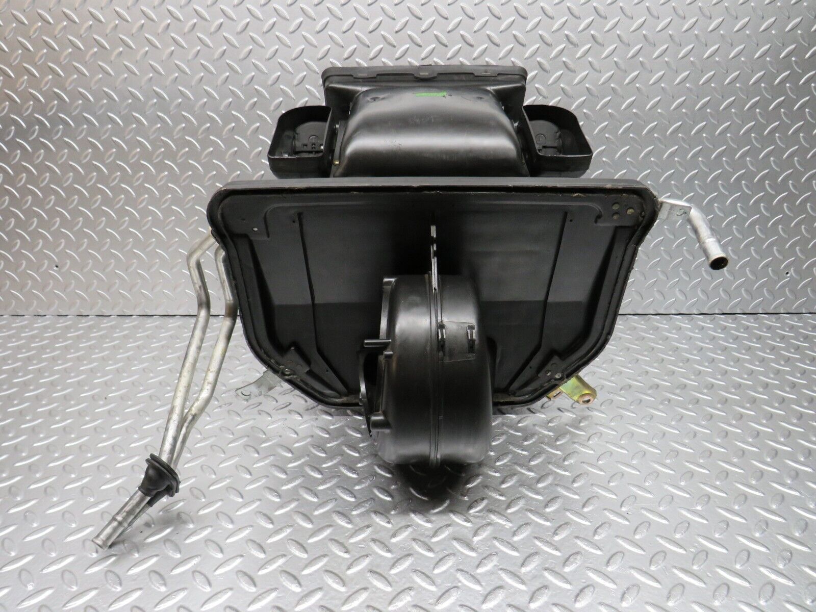29297 Mercedes-Benz W124 230E Heater Blower Box Housing 1248304062
