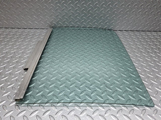 41123 Mercedes-Benz W126 300SE Rear Left Door Window Glass