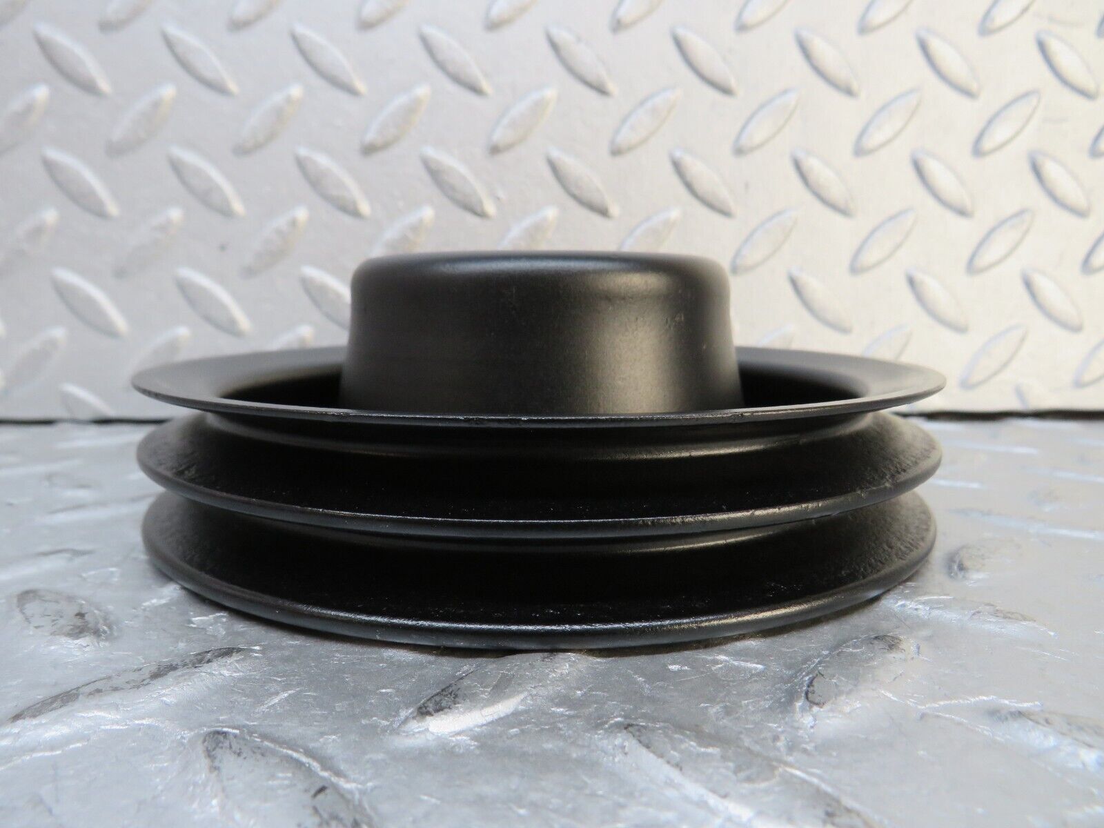 37651 Mercedes-Benz W109 300SEL Water Pump Pulley