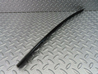 10468 Mercedes-Benz W201 190E Windscreen Right Lower Moulding Trim