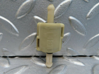 W123 windscreen washer fluid distributor used OEM