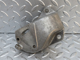 0332 Mercedes-Benz W120 180D Ponton Adjuster Block Support 1812000539