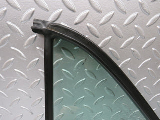 32035 Mercedes-Benz W123 230E Rear Left Quarter Window Glass 1237350124