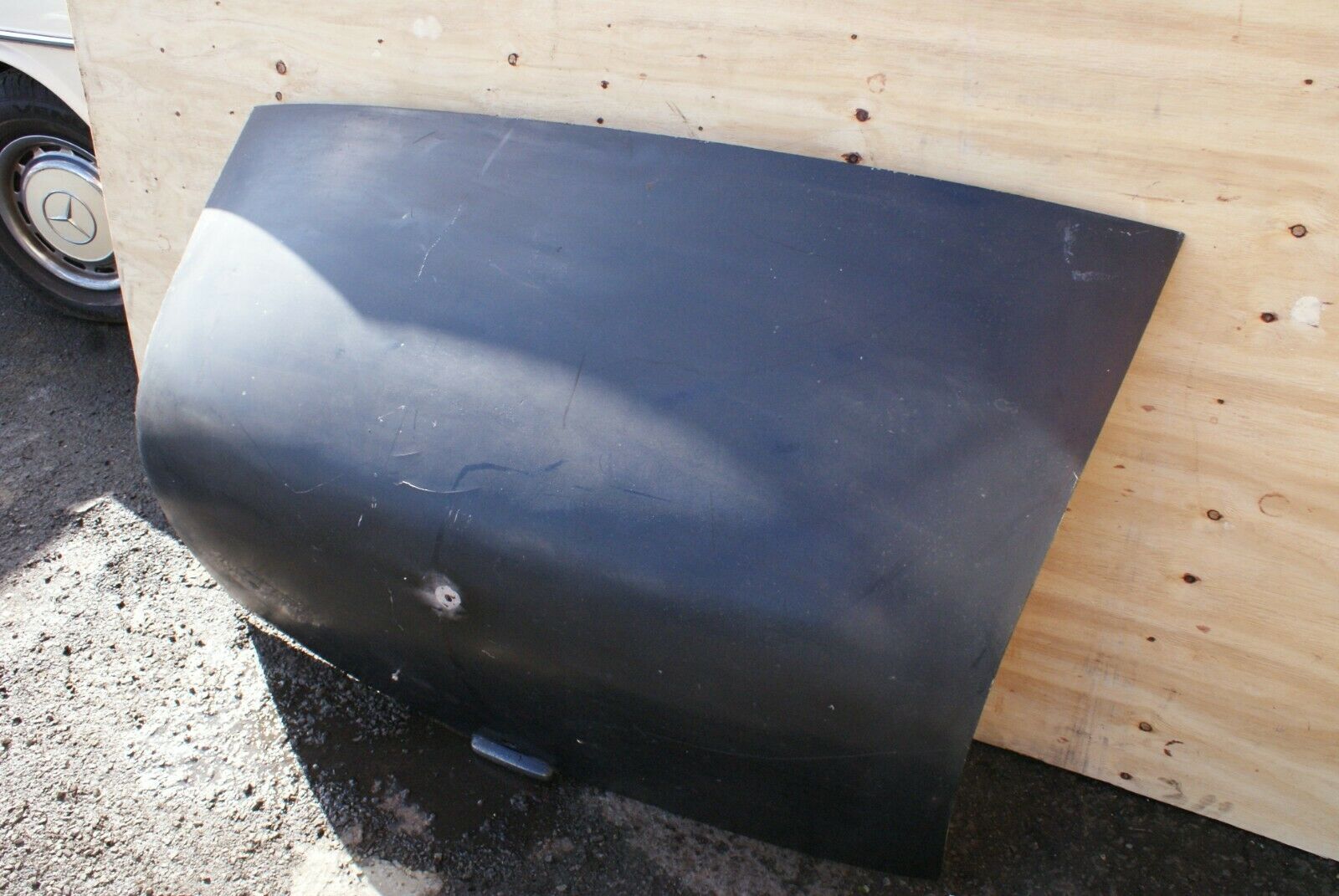 2537 Mercedes-Benz W105 219 PONTON Boot Lid Trunk Door