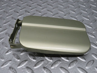 0565 Mercedes-Benz W123 230E Fuel Tank Flap Cap 1235840039