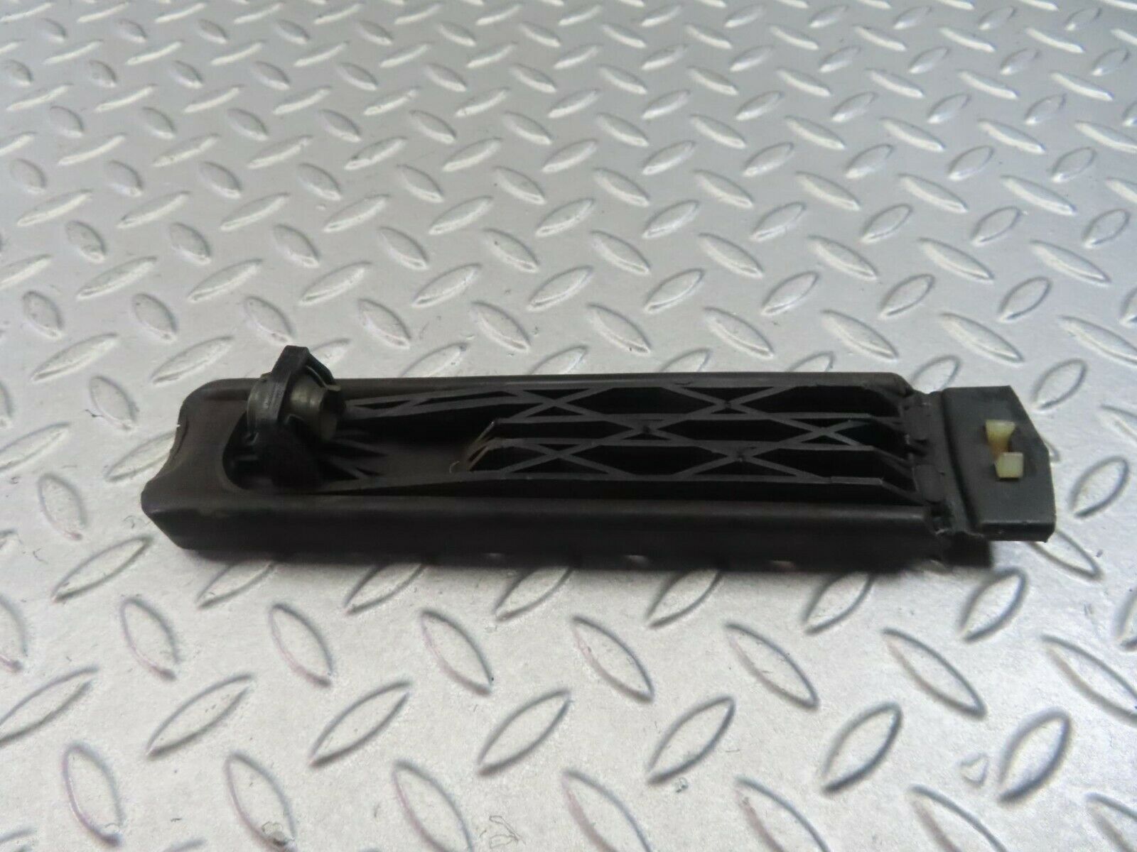 8318 Mercedes-Benz W116 Accelerator Pedal With Rubber 1163010082