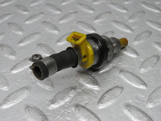 W109 fuel injector used OEM