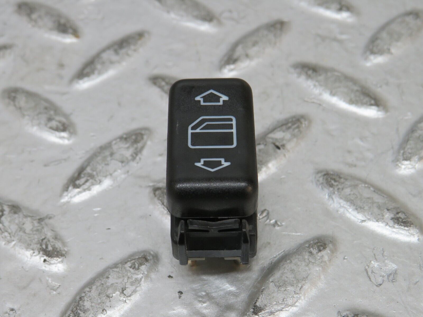 27559 Mercedes-Benz S124 300TE Electric Window Switch Left Side 1248209310
