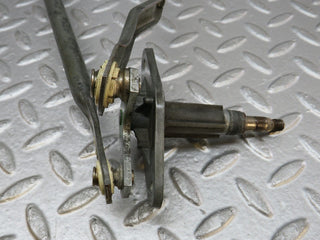 W109 windscreen wiper linkage used OEM