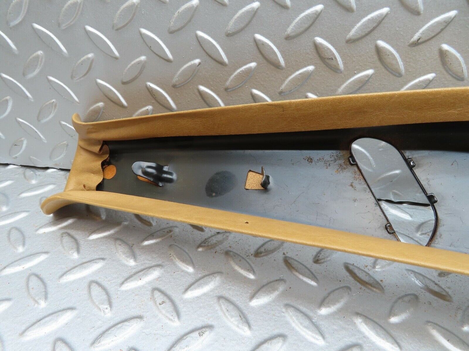 15850 Mercedes-Benz W123 280E B Pillar Cover Right Side Beige