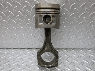 32933 Mercedes-Benz W123 300D Piston With Connecting Rod 90.875 mm 61502