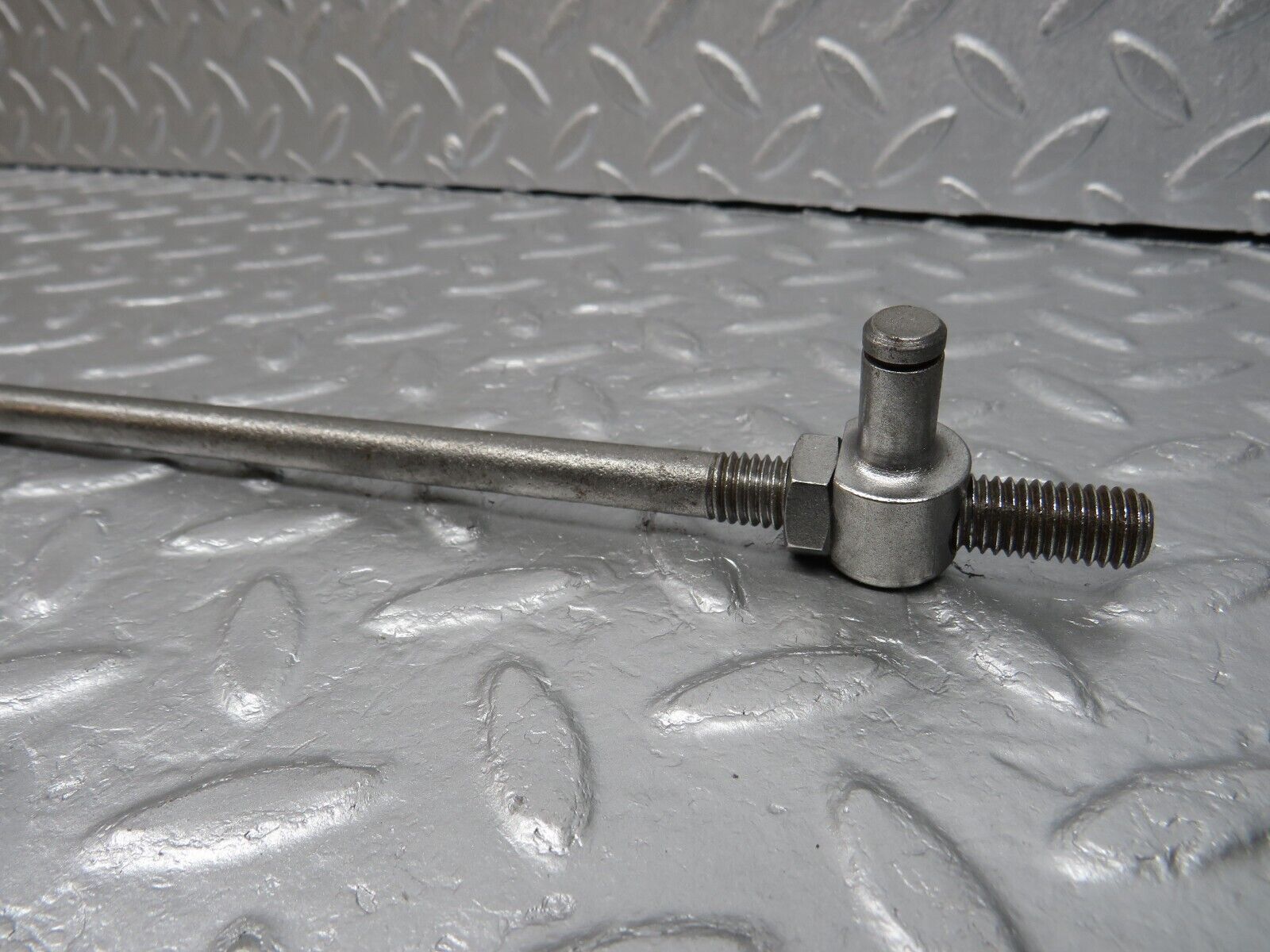 39790 Mercedes-Benz R129 320SL Coupe Automatic Gearbox Linkage