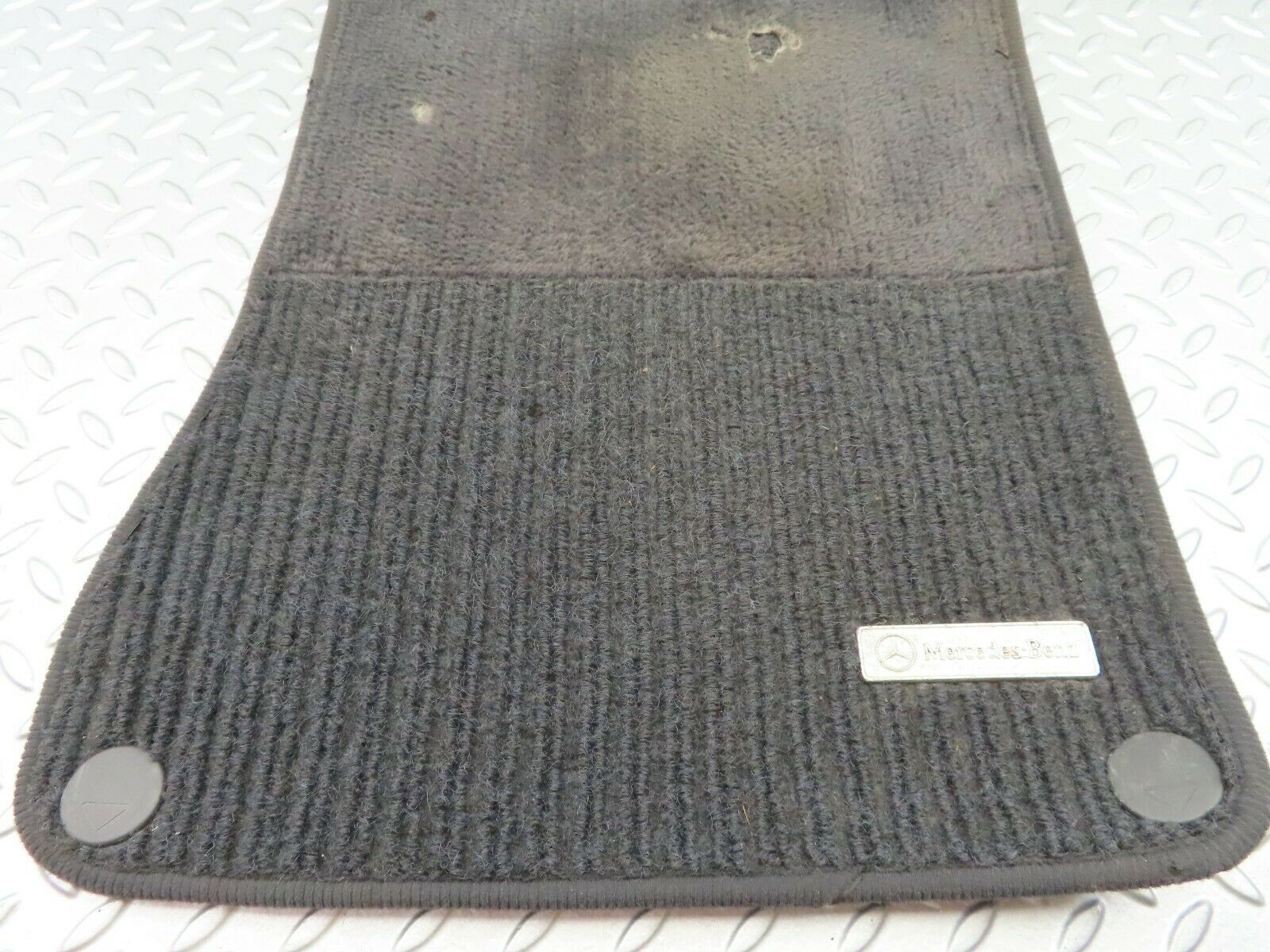 6653 Mercedes-Benz S124 E220 Wagon Front Right Driver Side Floor Carpet