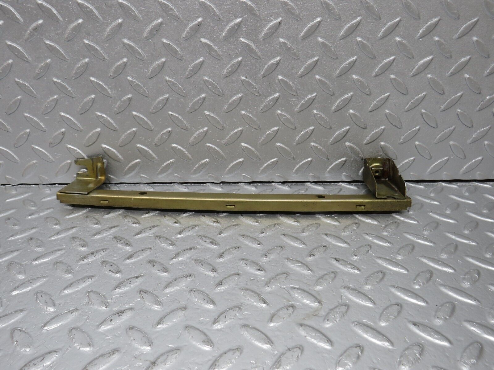 40587 Mercedes-Benz W123 300D Rear Left Door Window Channel