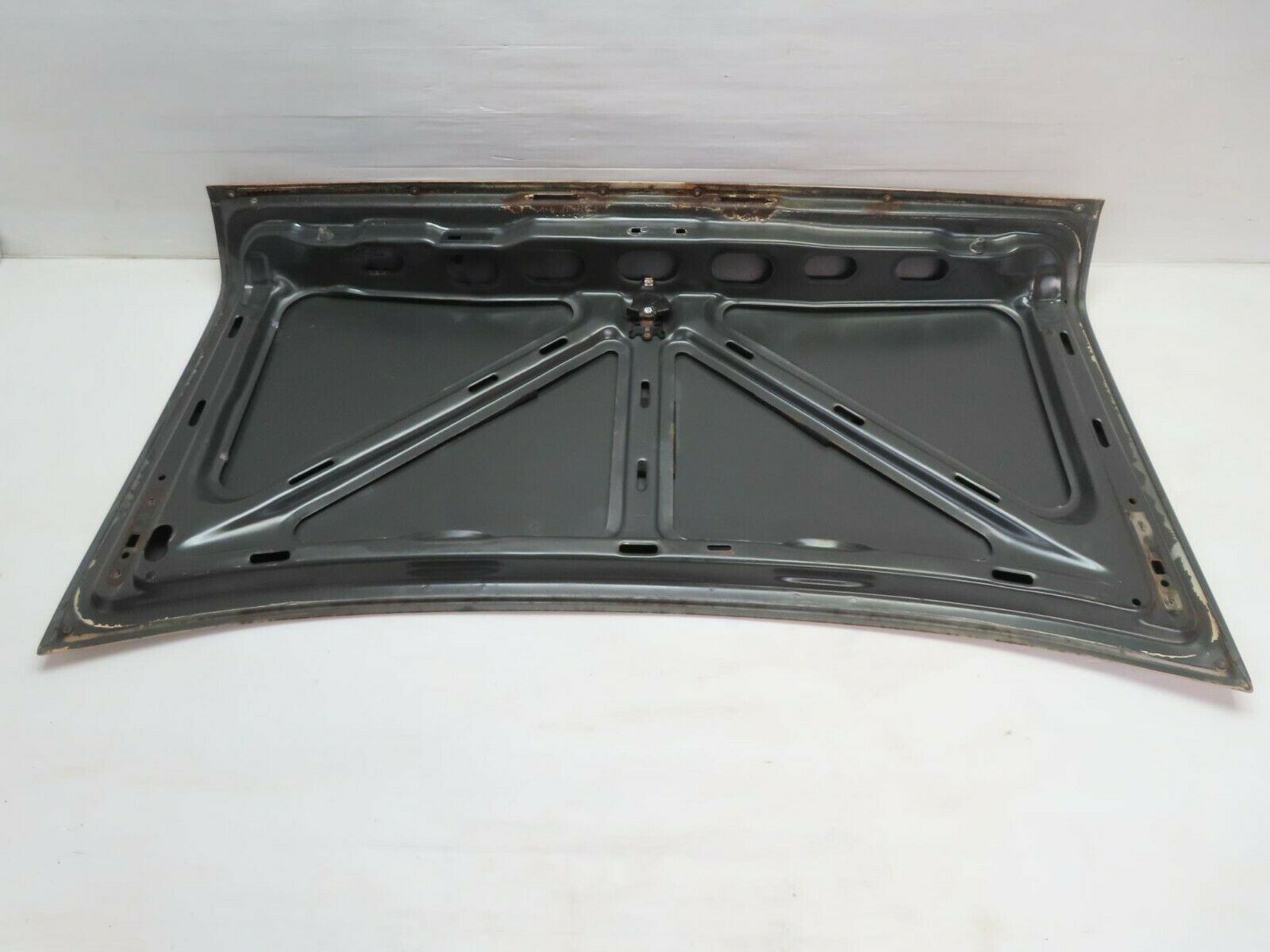 10906 Mercedes-Benz W123 230E Boot Lid Trunk Door