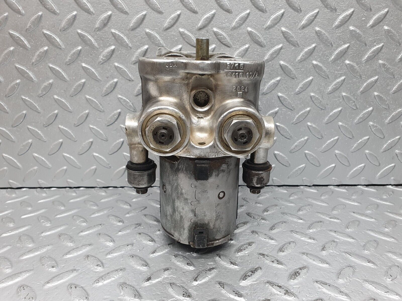 41158 Mercedes-Benz W126 300SE ABS Brake Pump Bosch 0265200043 0332002171 0015426719