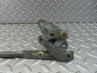W115 windscreen wiper linkage used OEM