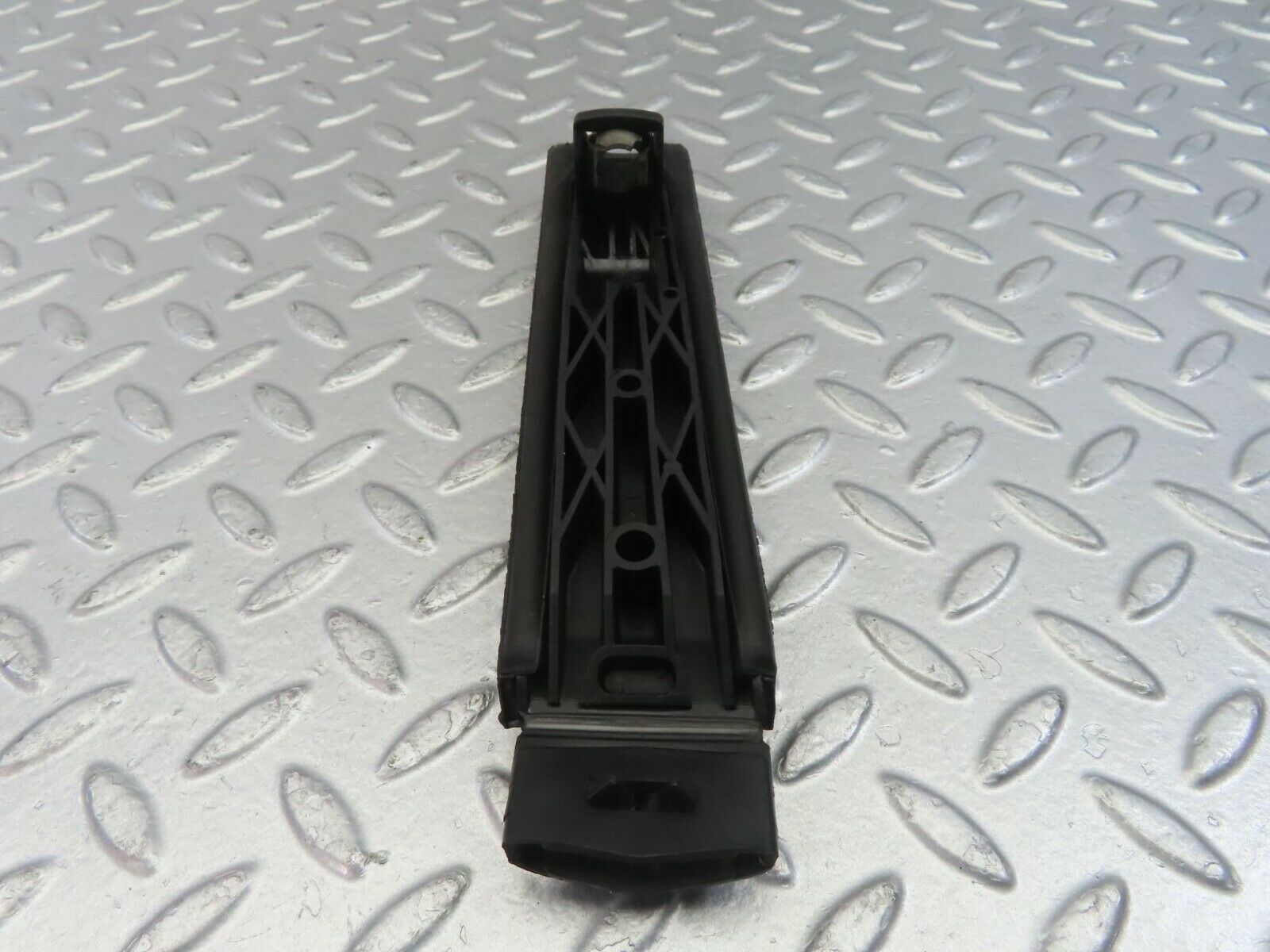 10765 Mercedes-Benz W123 230E Accelerator Pedal With Rubber 1233010082