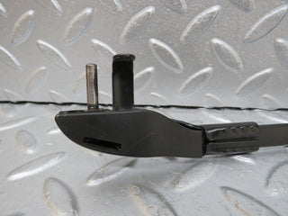 W221 front windscreen wiper arm used OEM