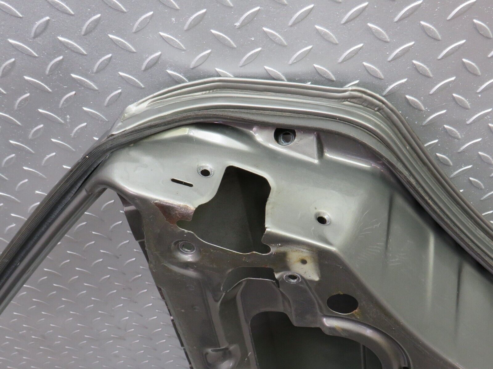 36223 Mercedes-Benz W126 420SE Rear Right Door