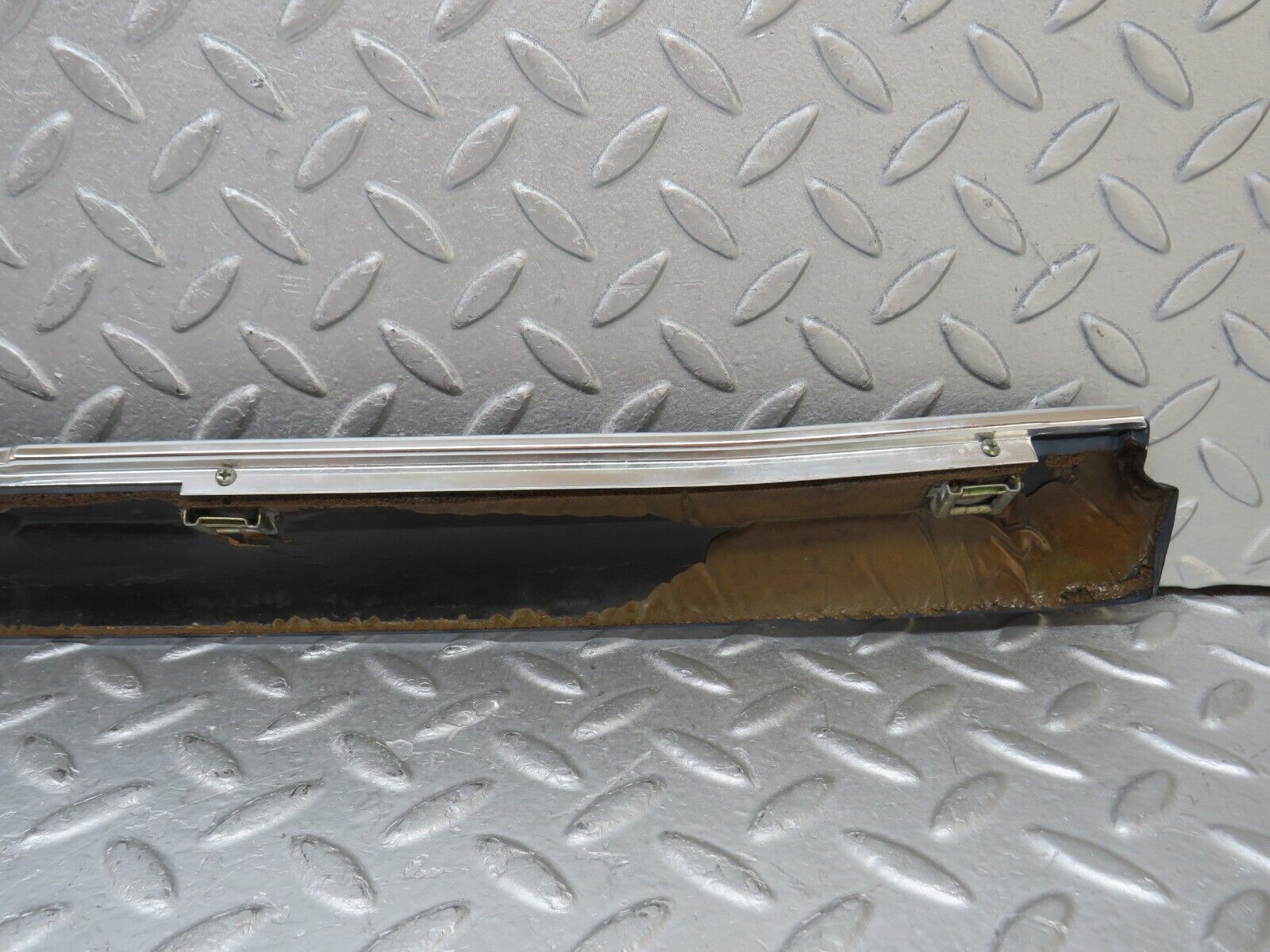 37307 Mercedes-Benz W109 300SEL Rear Left Door Card Top Trim Blue